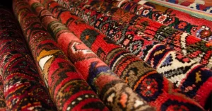 Read more about the article شست‌وشوی فرش دستباف در تهران
